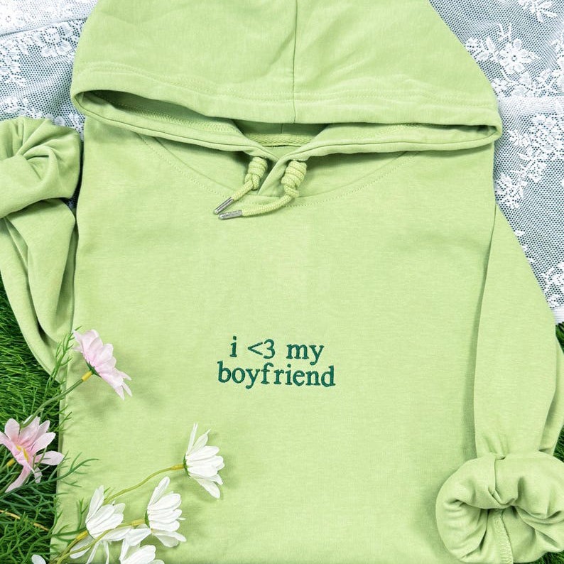 Personalised Embroidered i <3 my boyfriend girlfriend Couple Hoodie Valentine's Day Gift