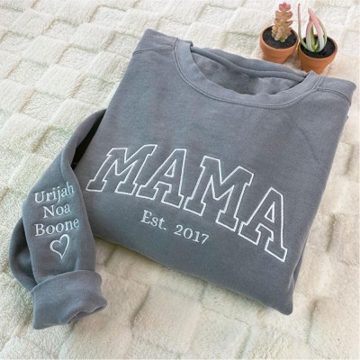 Personalised Embroidery Mum Sweatshirt with Kids Names on Sleeve Gift for Mum.
