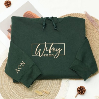 Personalised Couple Matching Hubby and Wifey Embroidered Hoodie Honey Moon Hoodie